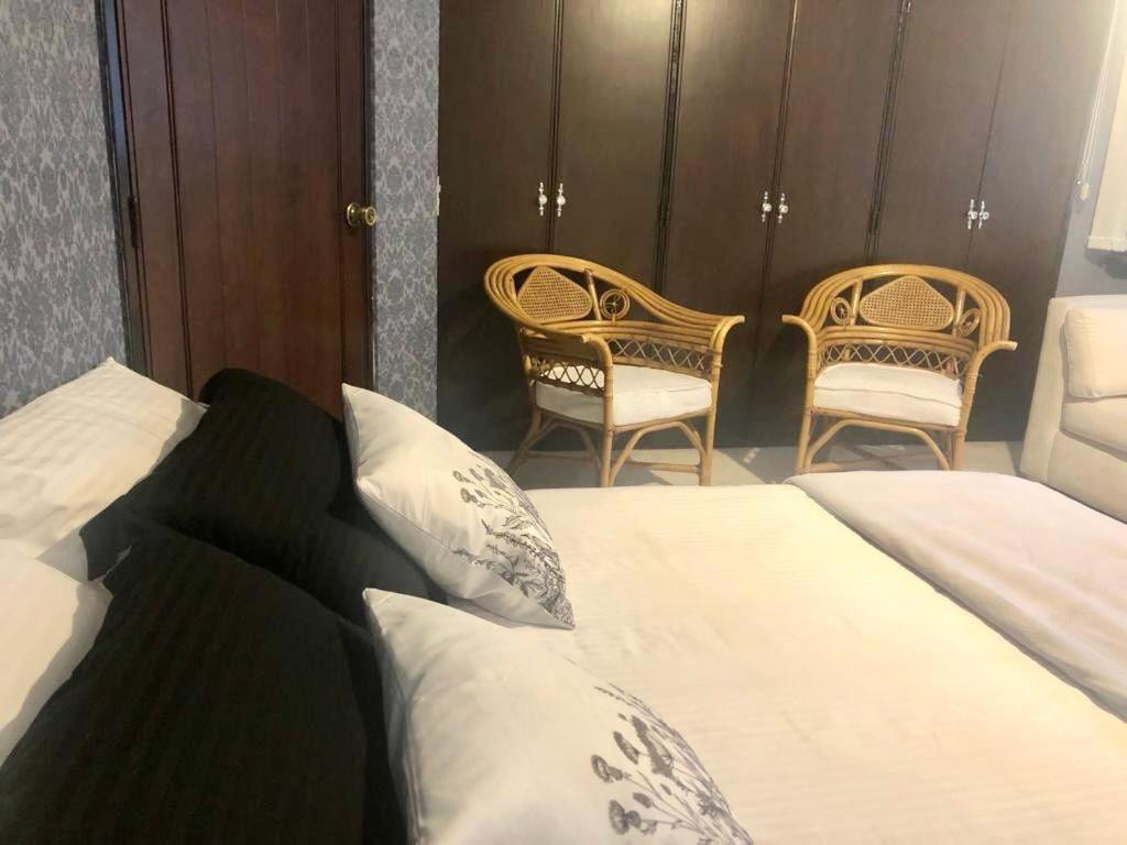 Lejos De Tu Hogar? Aqui Te Sentiras A Gusto. Habitación en casa particular