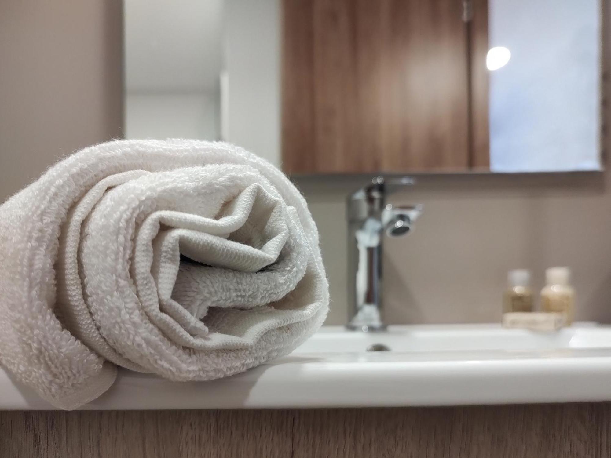 The Hood 102, Modern And Luxury Apartment Bogota