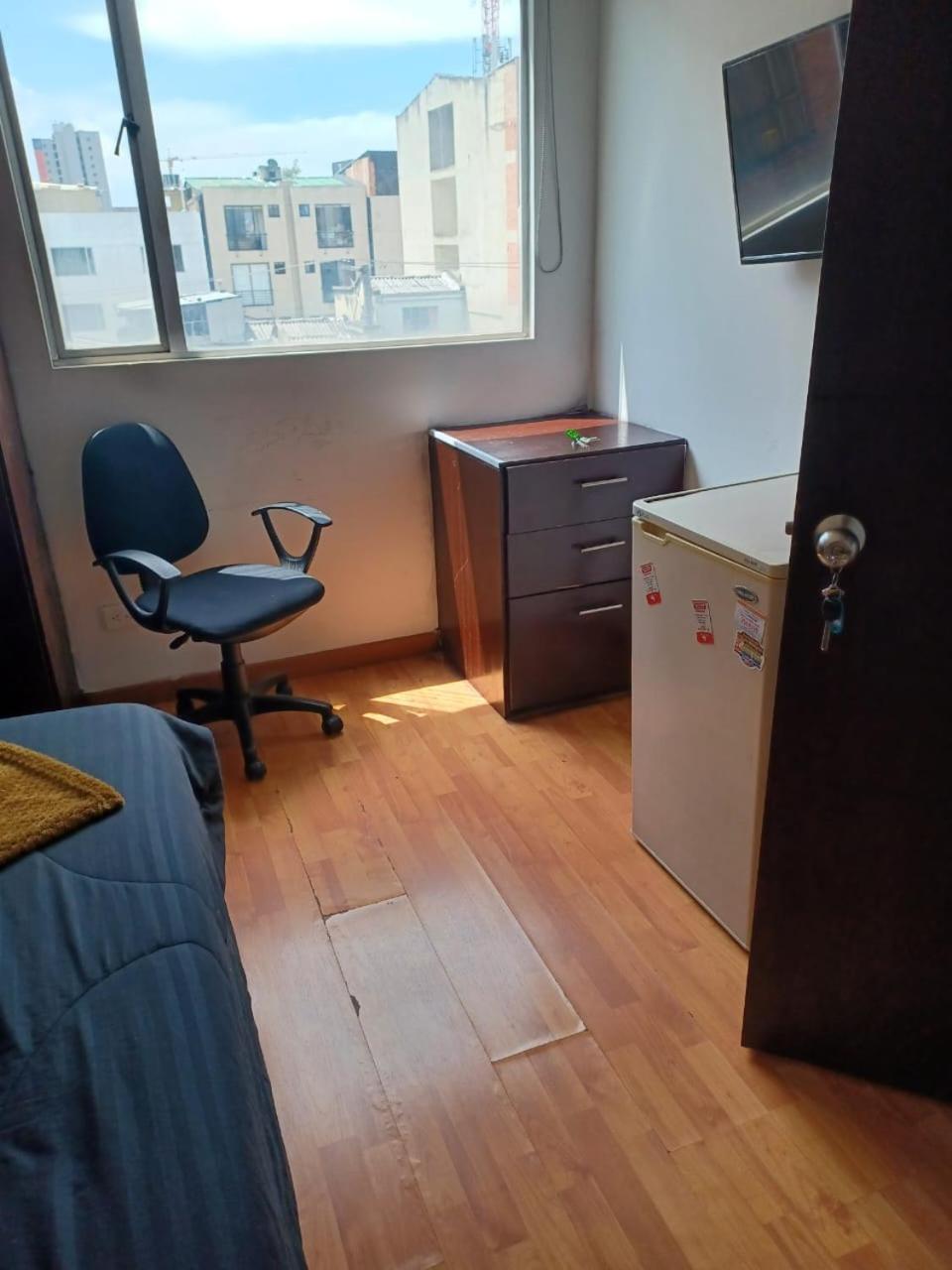 Apartment En Corferias: Ciudad Universitaria Alojamiento Especial Bogota