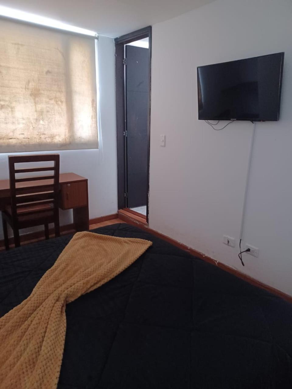 Apartment En Corferias: Ciudad Universitaria Alojamiento Especial