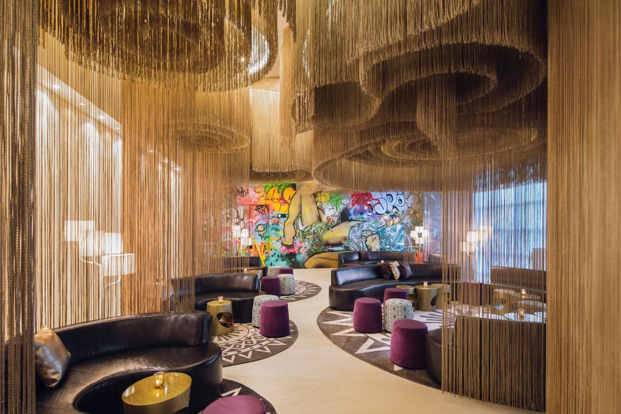 W Hotel 5*