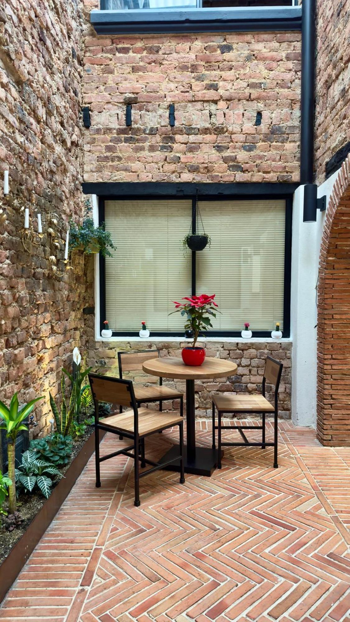 Aguas Bed & Breakfast Bogota