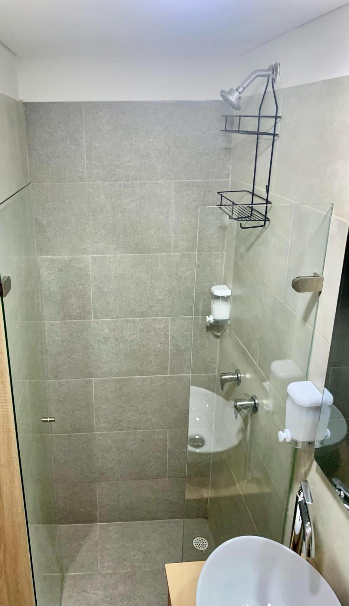 Guest house Confortable Habitacion Con Bano Privado *