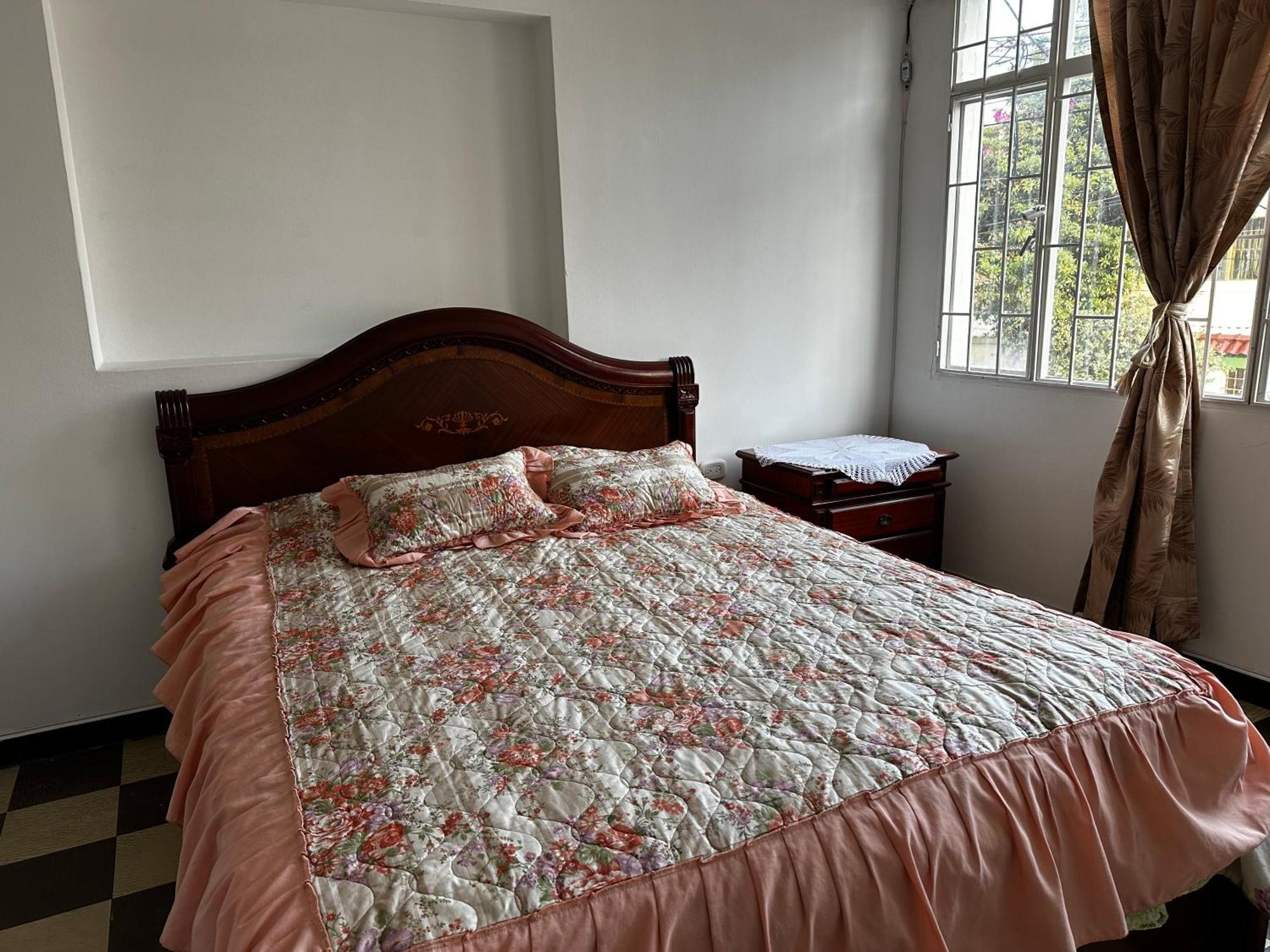 Apto Cerca A Clinica Del Olaya, Candelaria Y Centro Ciudad Apartment Bogota