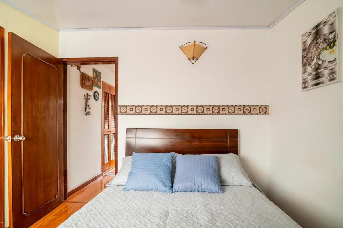 Homestay Excelente Cerca Parque Simon Bolivar, Embajada Y Movistar3