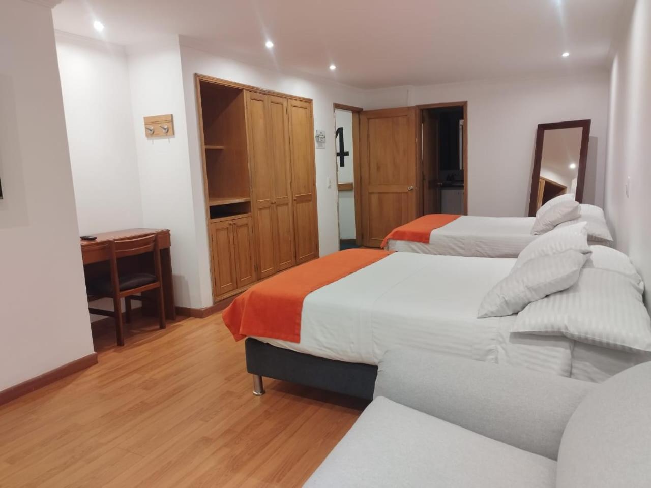 Eurolan 93 Hotel 3*