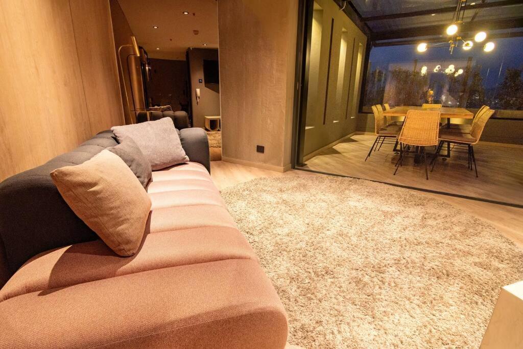 Acogedor Con Piscina En Apartment Bogota