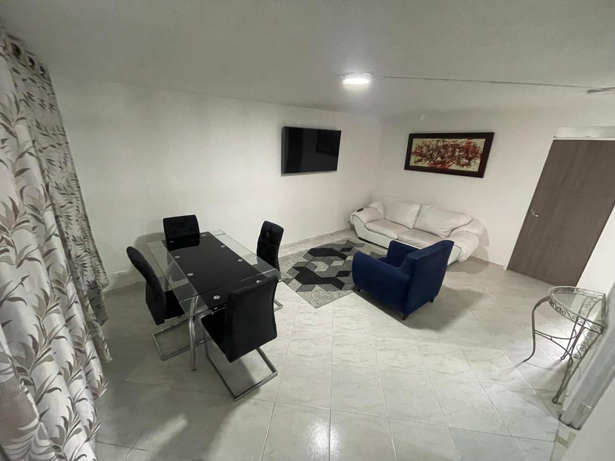 Apartamento Aeropuerto1 Piso * Bogotá