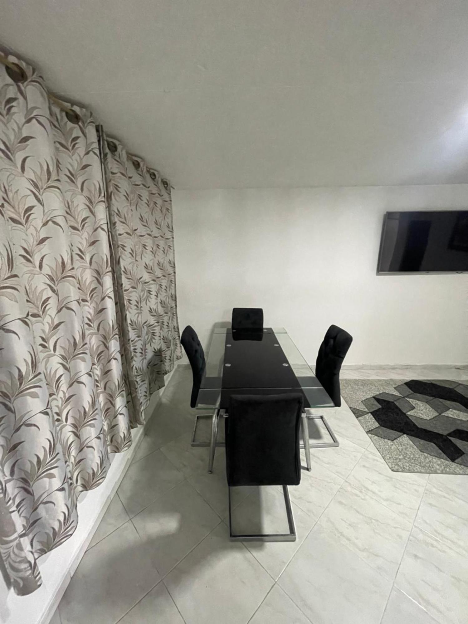 Apartamento Apartamento Aeropuerto1 Piso *