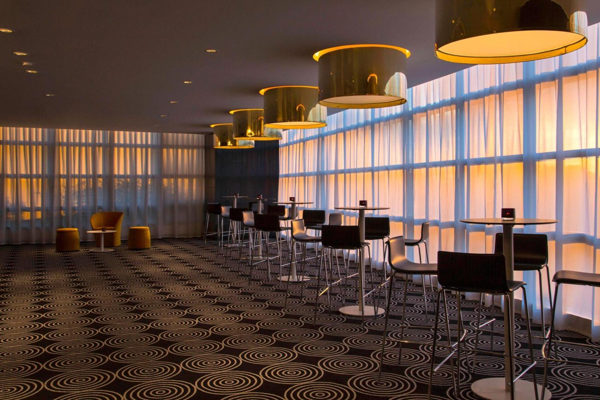 Hotel W 5*