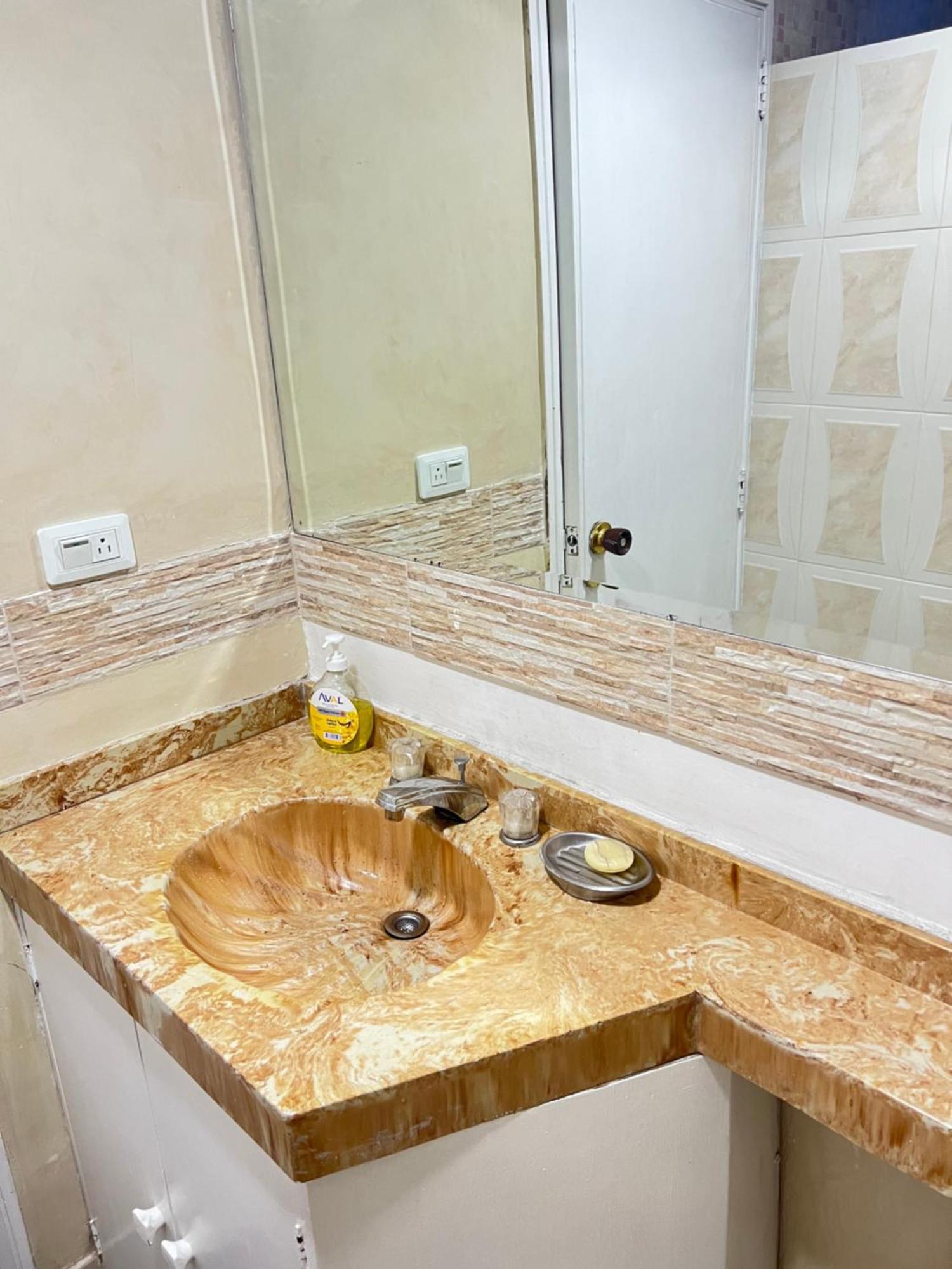 Cousy 2br In Virrey Walking Distance To Andino & Parque 93 Bogota