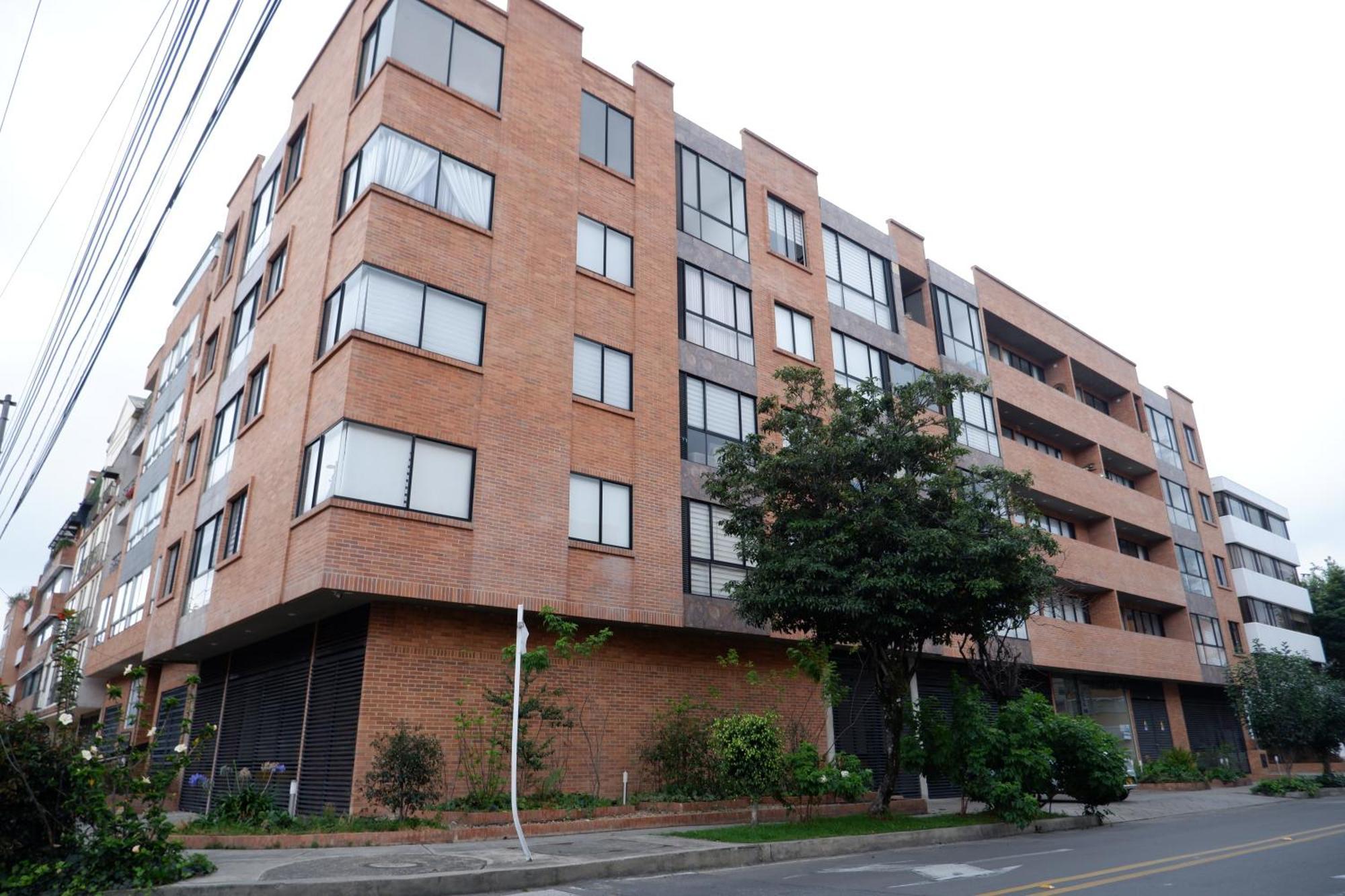 The Petit Flat - Bright & Stylish Near Unicentro Apartment