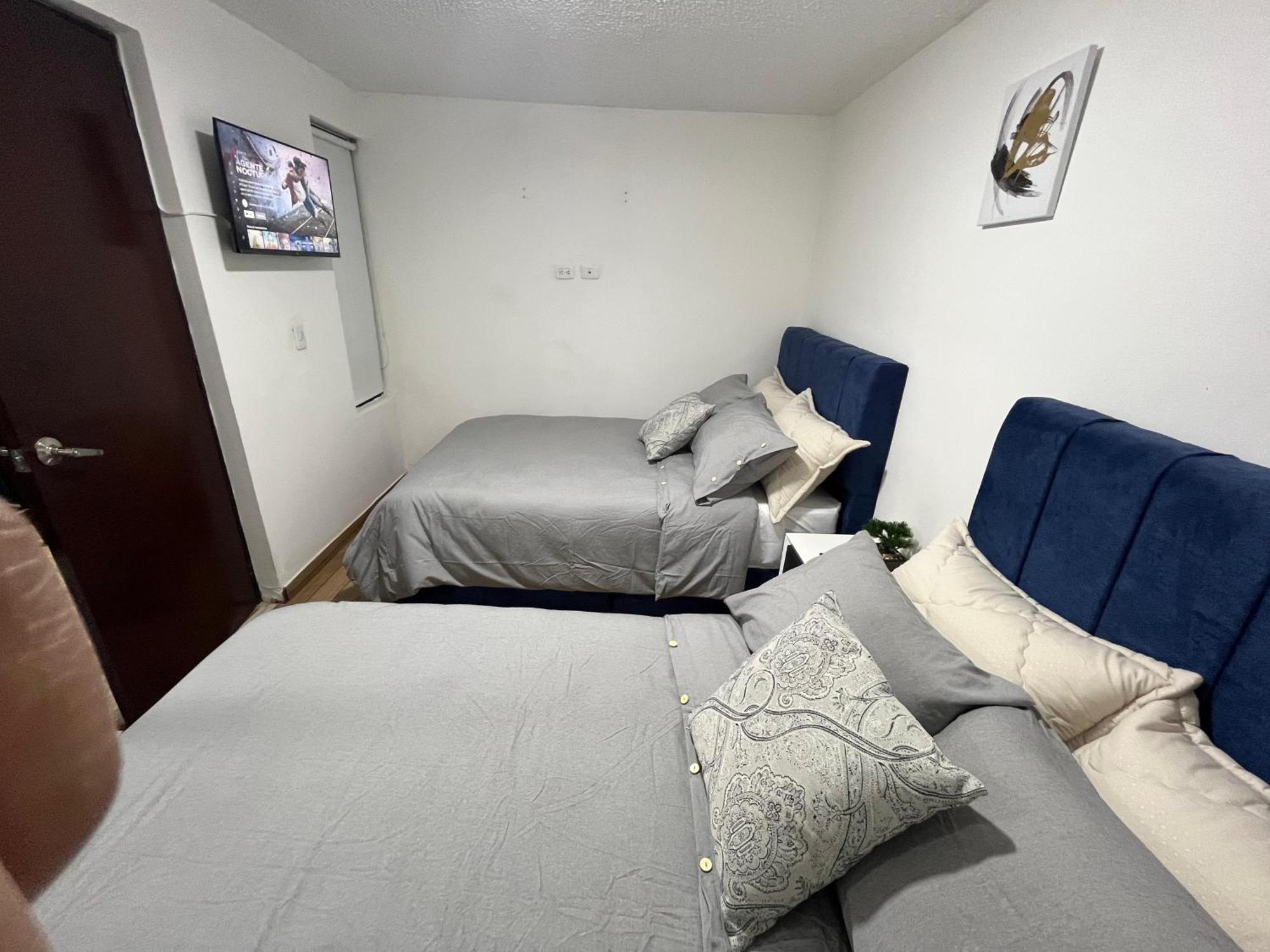 Apartment Apartasuites 53 Cerca Al Aeropuerto 02