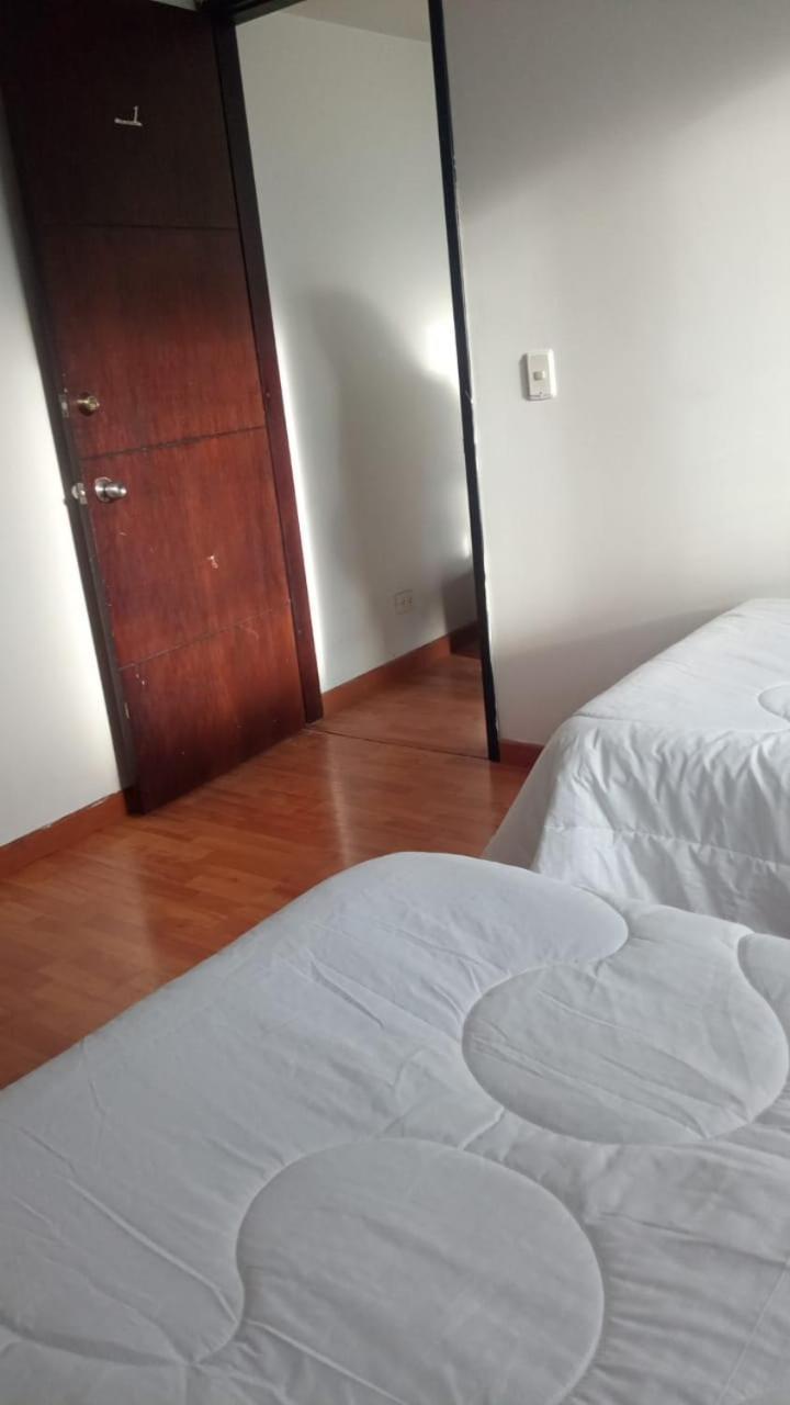 Apartment En Corferias: Ciudad Universitaria Alojamiento Especial