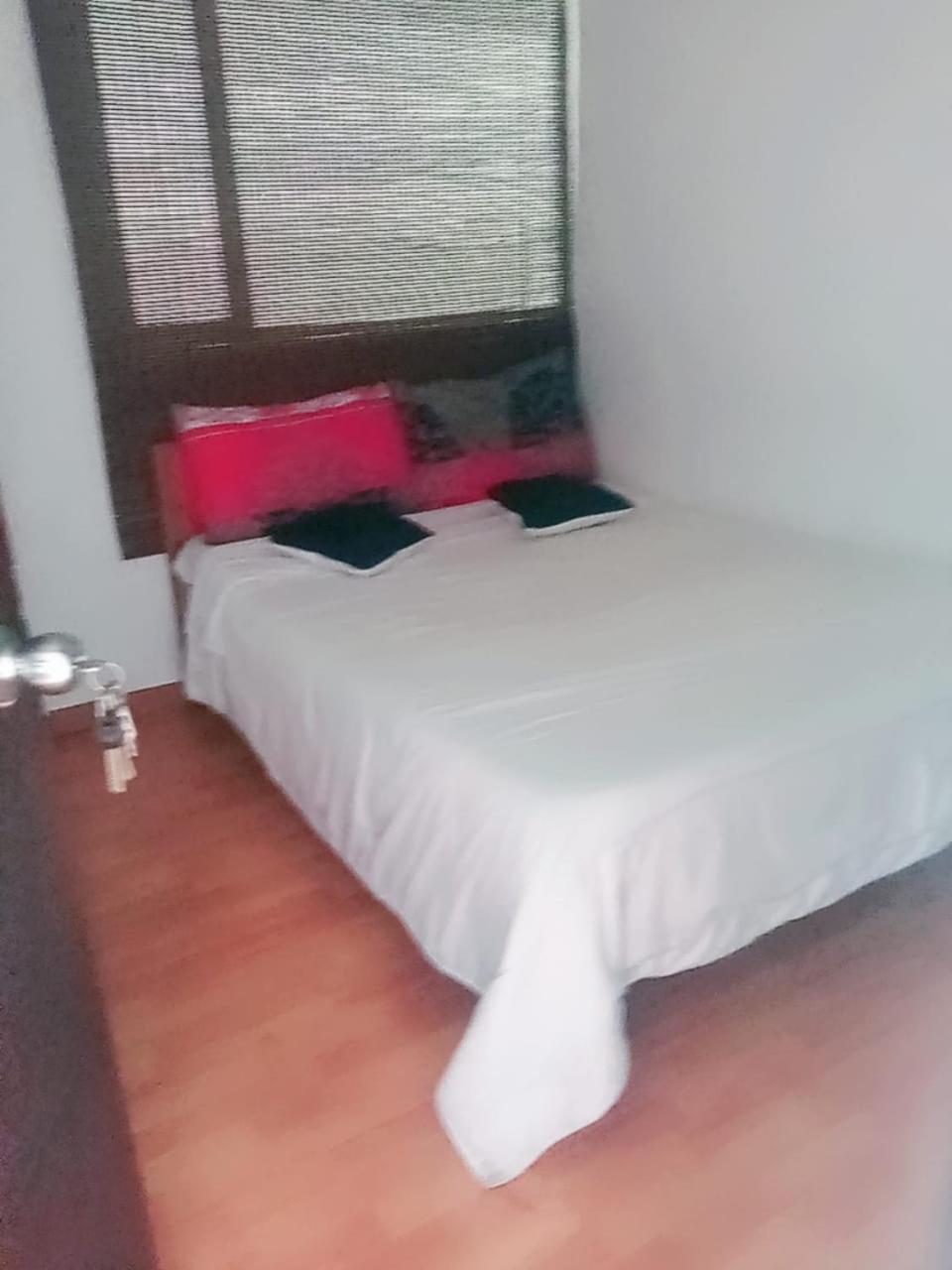 En Corferias: Ciudad Universitaria Alojamiento Especial Apartment Bogota