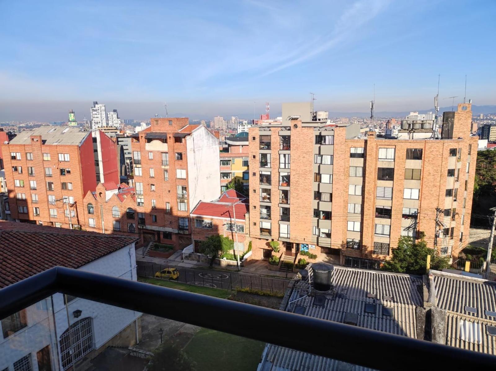 Haus Modernos Y Bien Ubicados Bogota