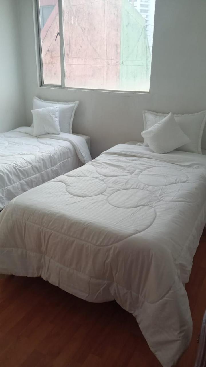Apartment En Corferias: Ciudad Universitaria Alojamiento Especial