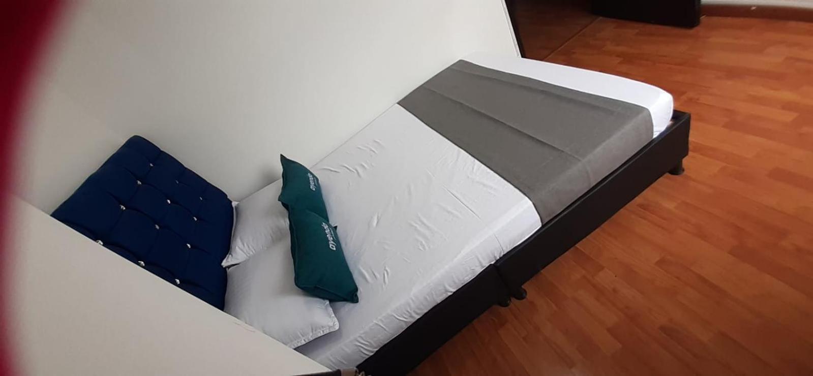 En Corferias: Ciudad Universitaria Alojamiento Especial Apartment *