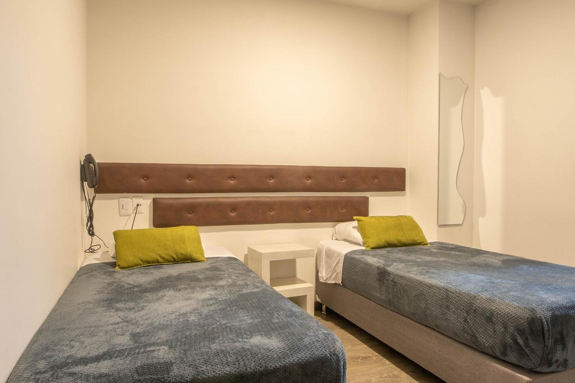 Wess Hotel 3*