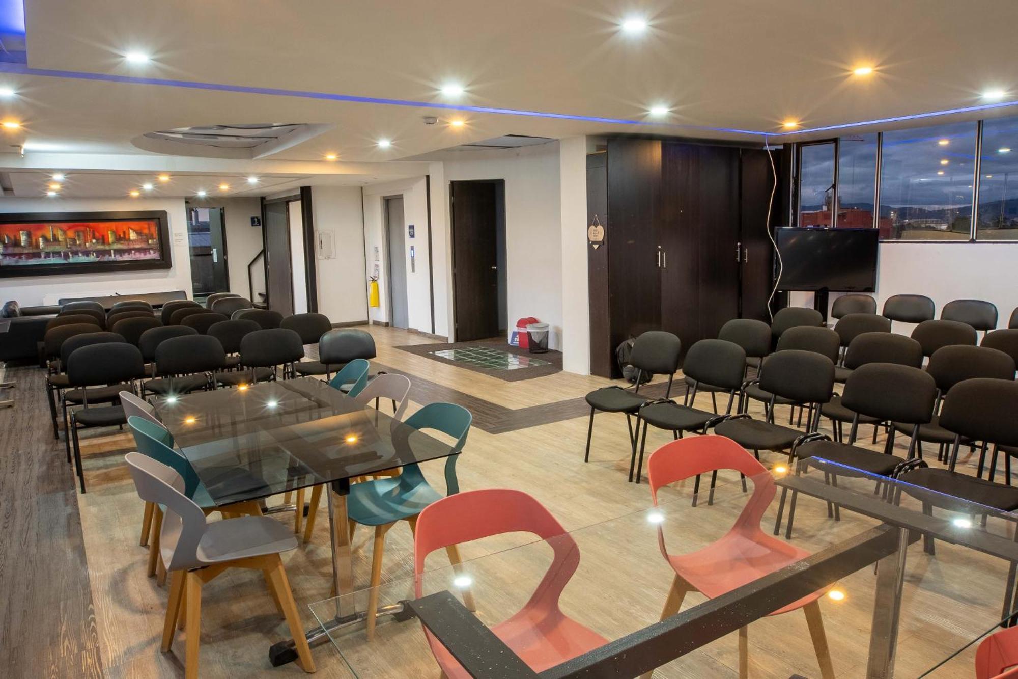 Wess Hotel Bogota