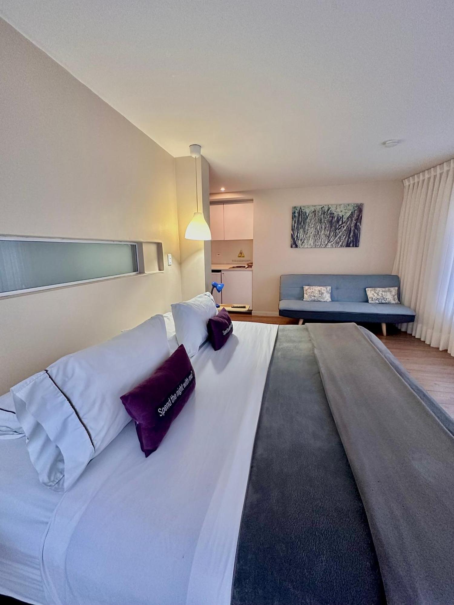 Hotel Living 55