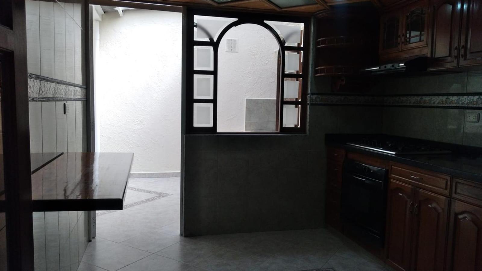 Homestay Calida, Comoda, Habitacion Amoblada Cerca Al Portal 80 Bogota