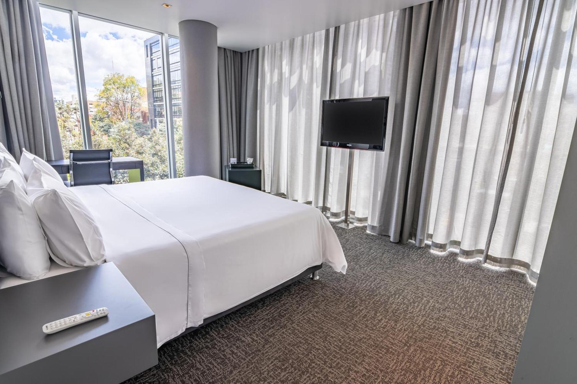 Ghl Collection 93 Hotel 4*