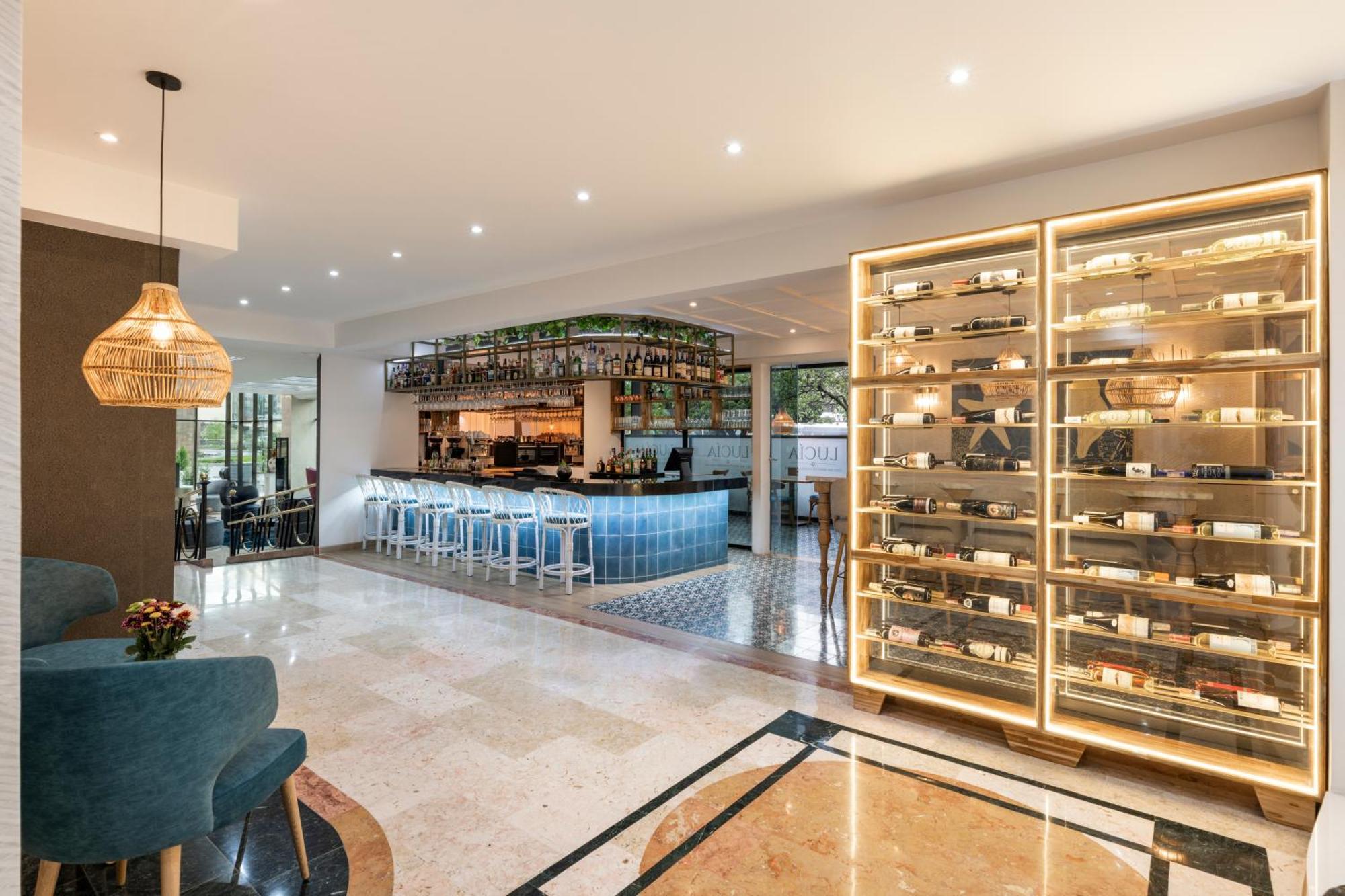 Andes Plaza Hotel 4*