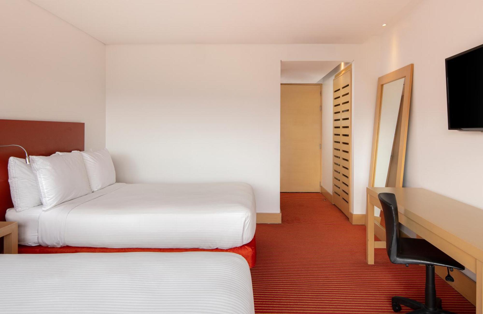 Fairfield By Marriott Embajada