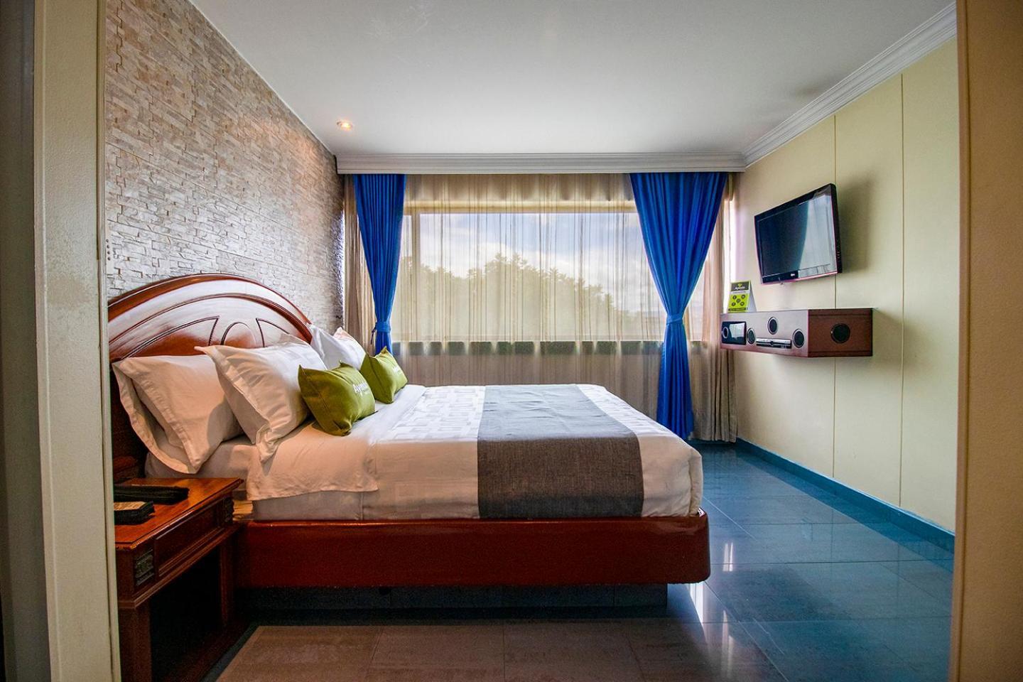 Hotel Lavid Palacio Real 3*