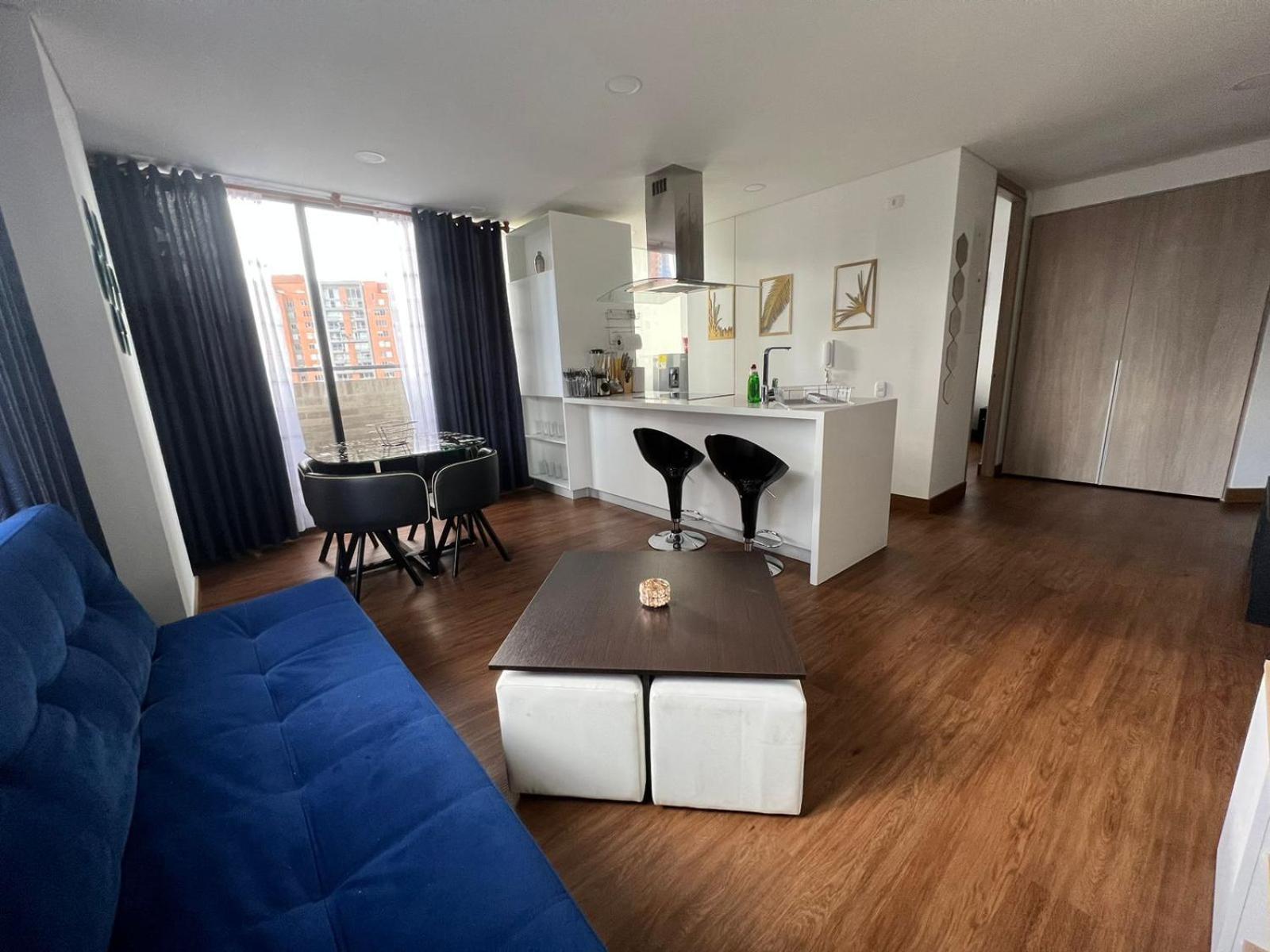 Queens Deluxe Apartment *