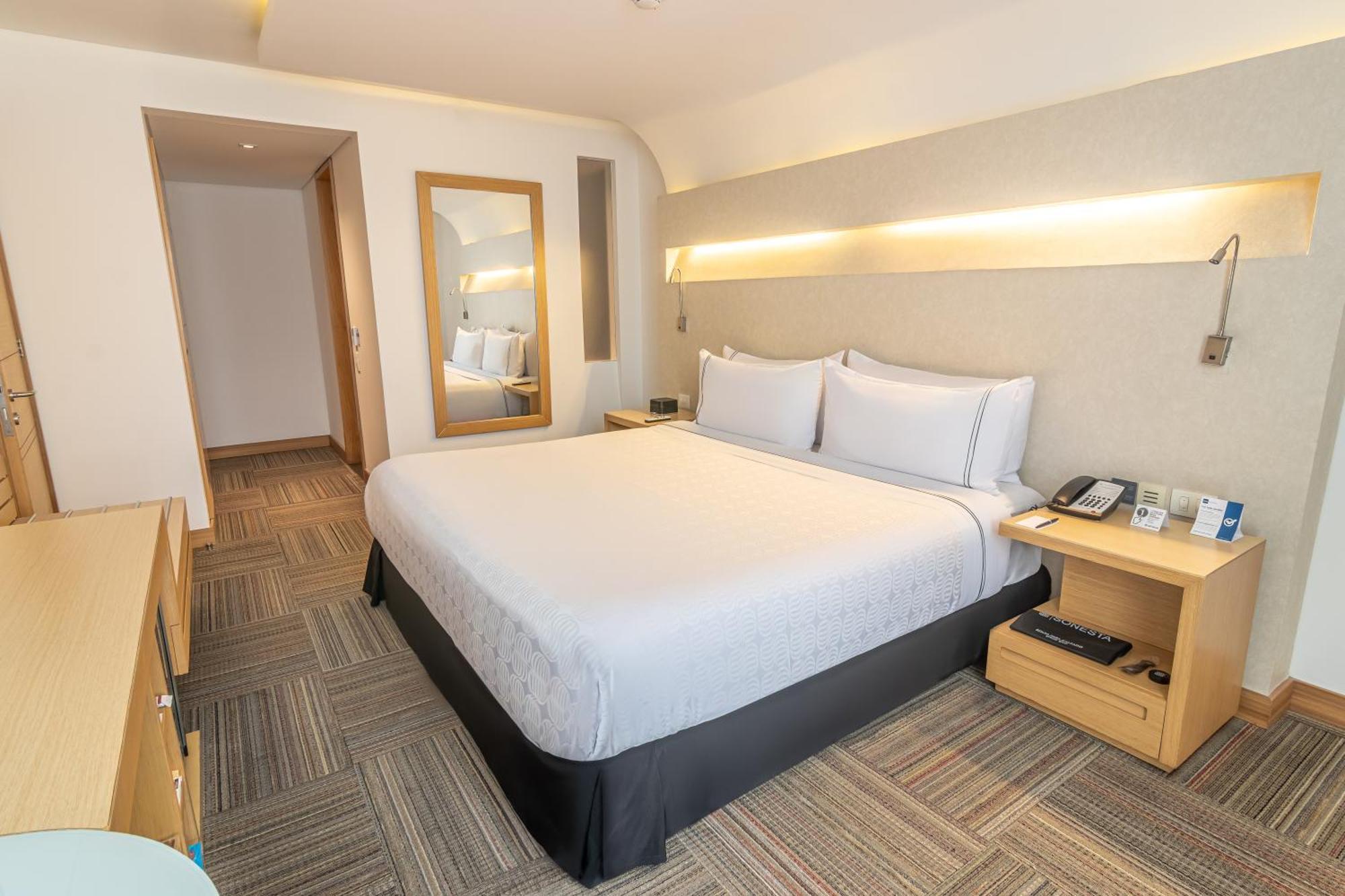 Sonesta 5*