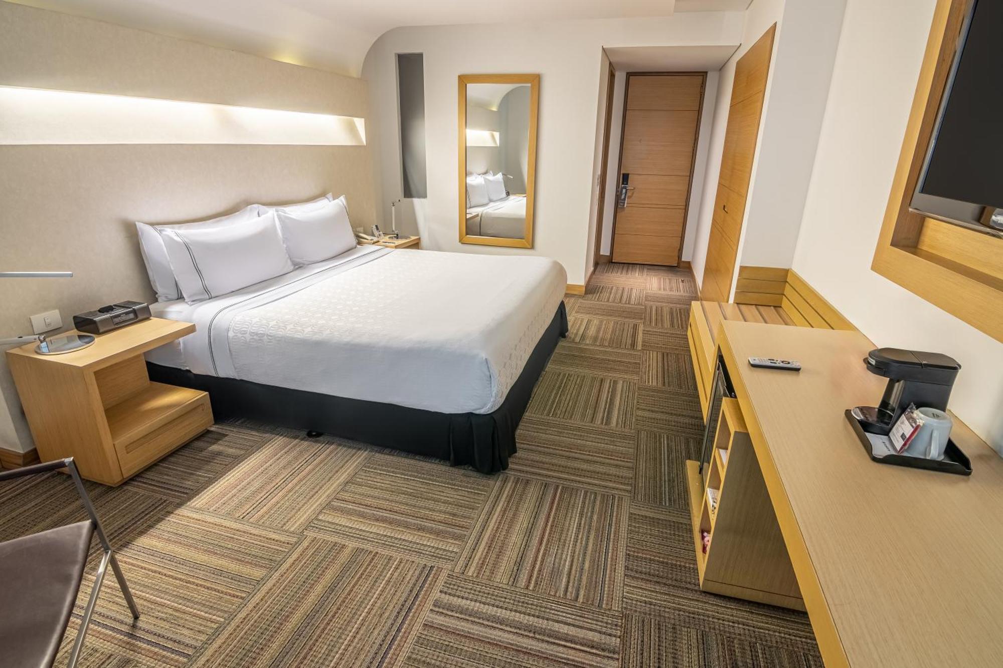 Sonesta 5*