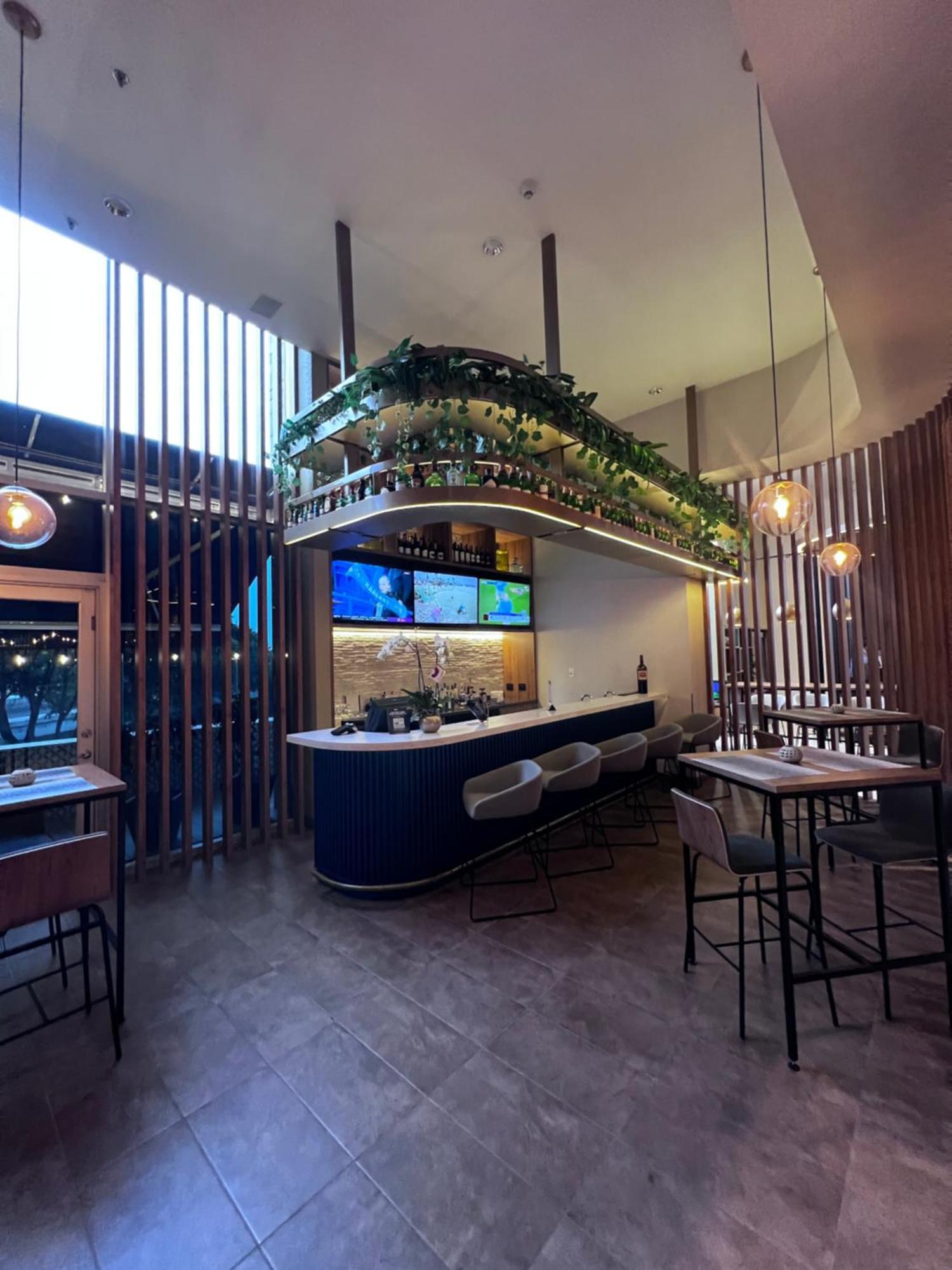 Airport By Ihg Hotel Bogota