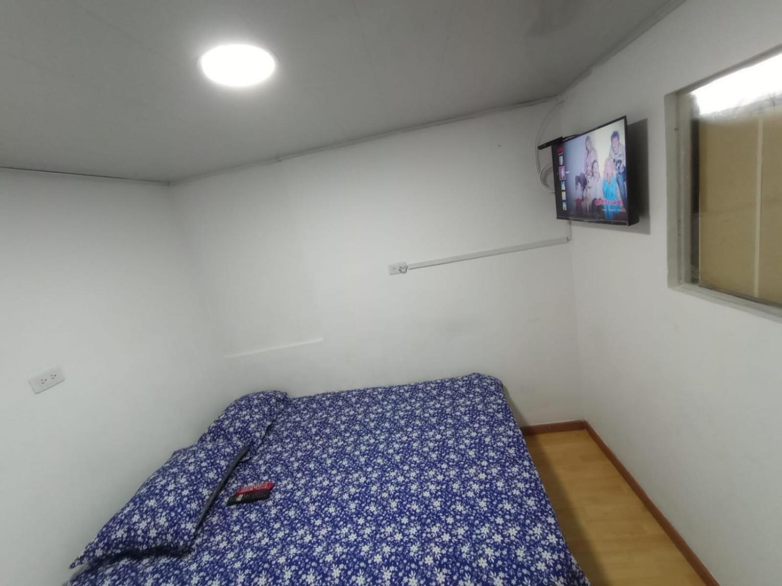 Cerca Al Club Militar Embajada Americana, Corferias 502 Apartamento *
