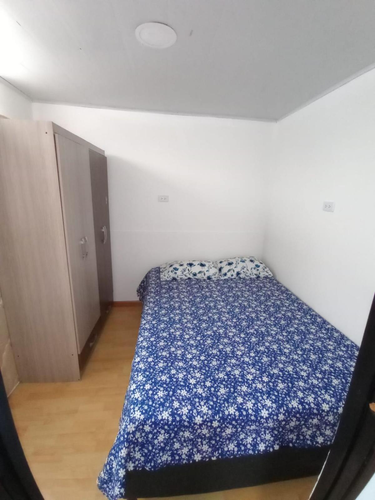 Cerca Al Club Militar Embajada Americana, Corferias 502 Apartamento