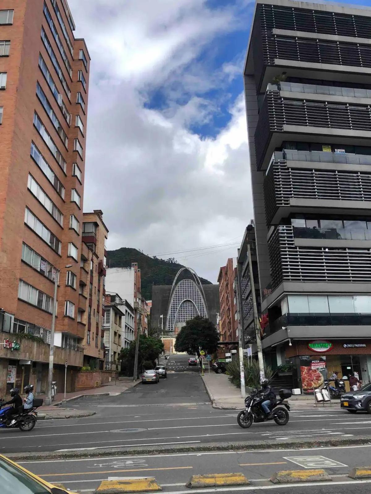 Comodo En Bogota, Chapinero - Theatron Apartment *