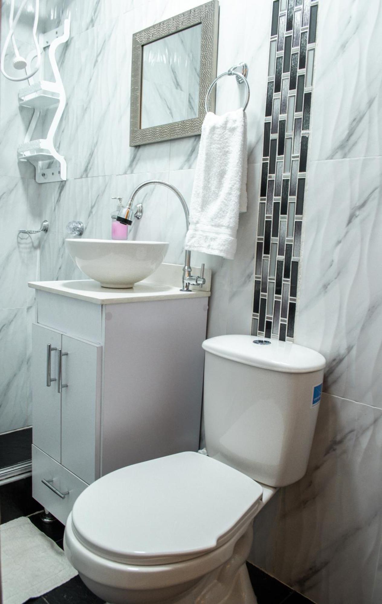 Lucas Corferias - Privadas Guest house Bogota