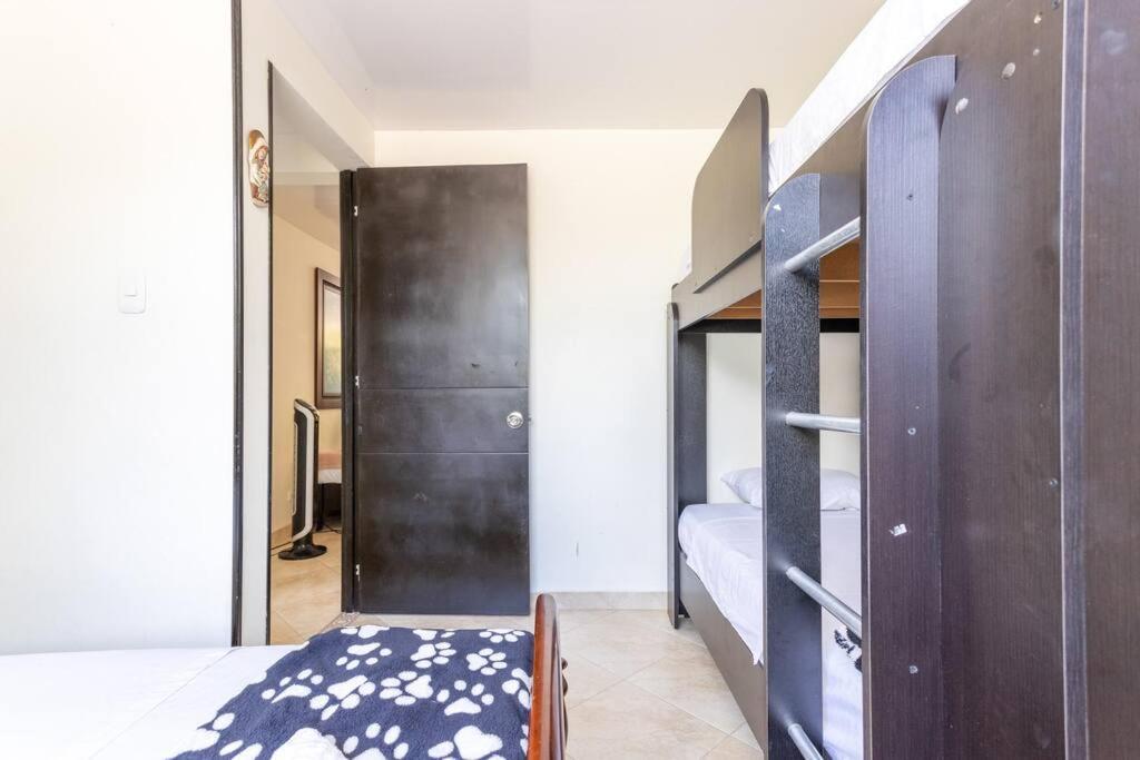Villa Casa Campestre Clima Caliente - Agroturismo Bogota