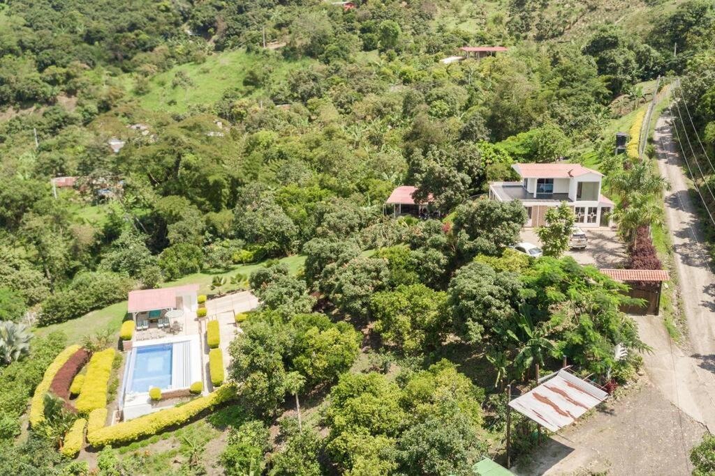 Casa Campestre Clima Caliente - Agroturismo *