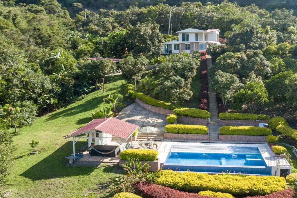 Casa Campestre Clima Caliente - Agroturismo
