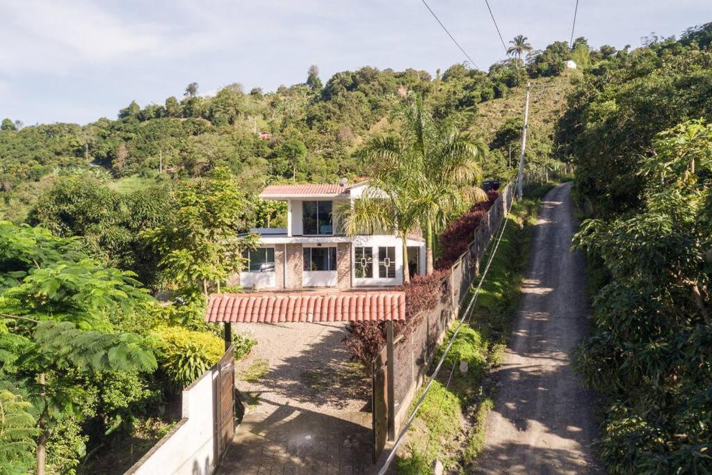 Casa Campestre Clima Caliente - Agroturismo *