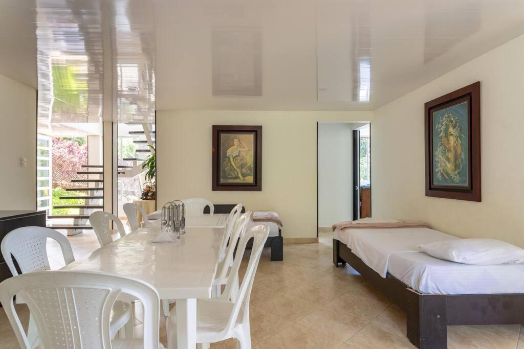 Casa Campestre Clima Caliente - Agroturismo Bogota