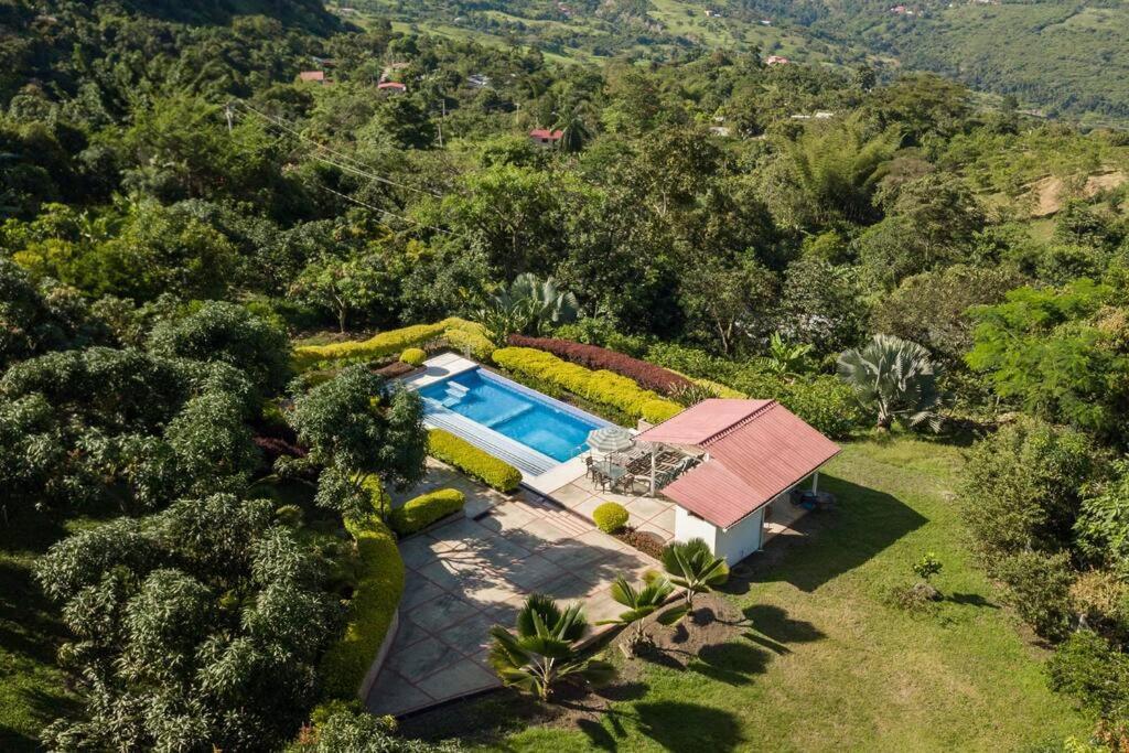 Casa Campestre Clima Caliente - Agroturismo *