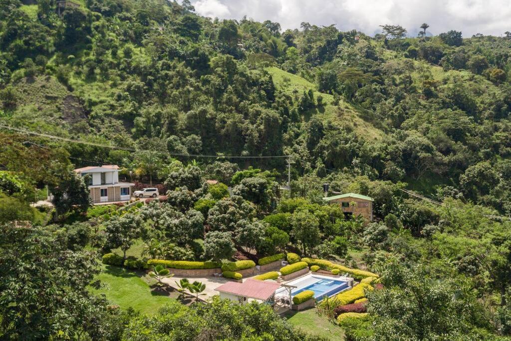 Casa Campestre Clima Caliente - Agroturismo