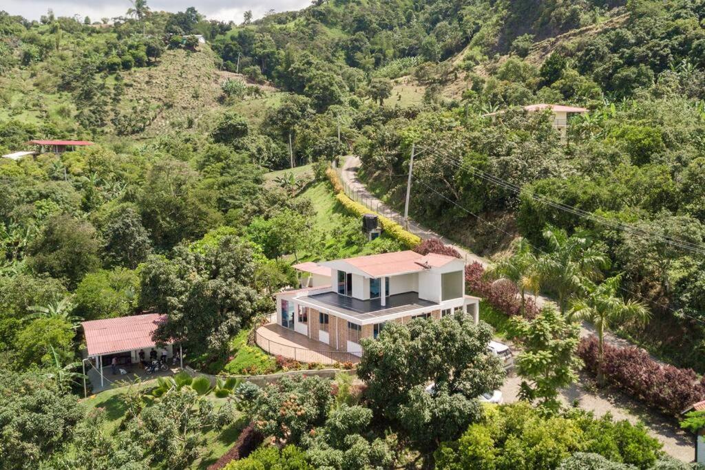 Casa Campestre Clima Caliente - Agroturismo * Bogota