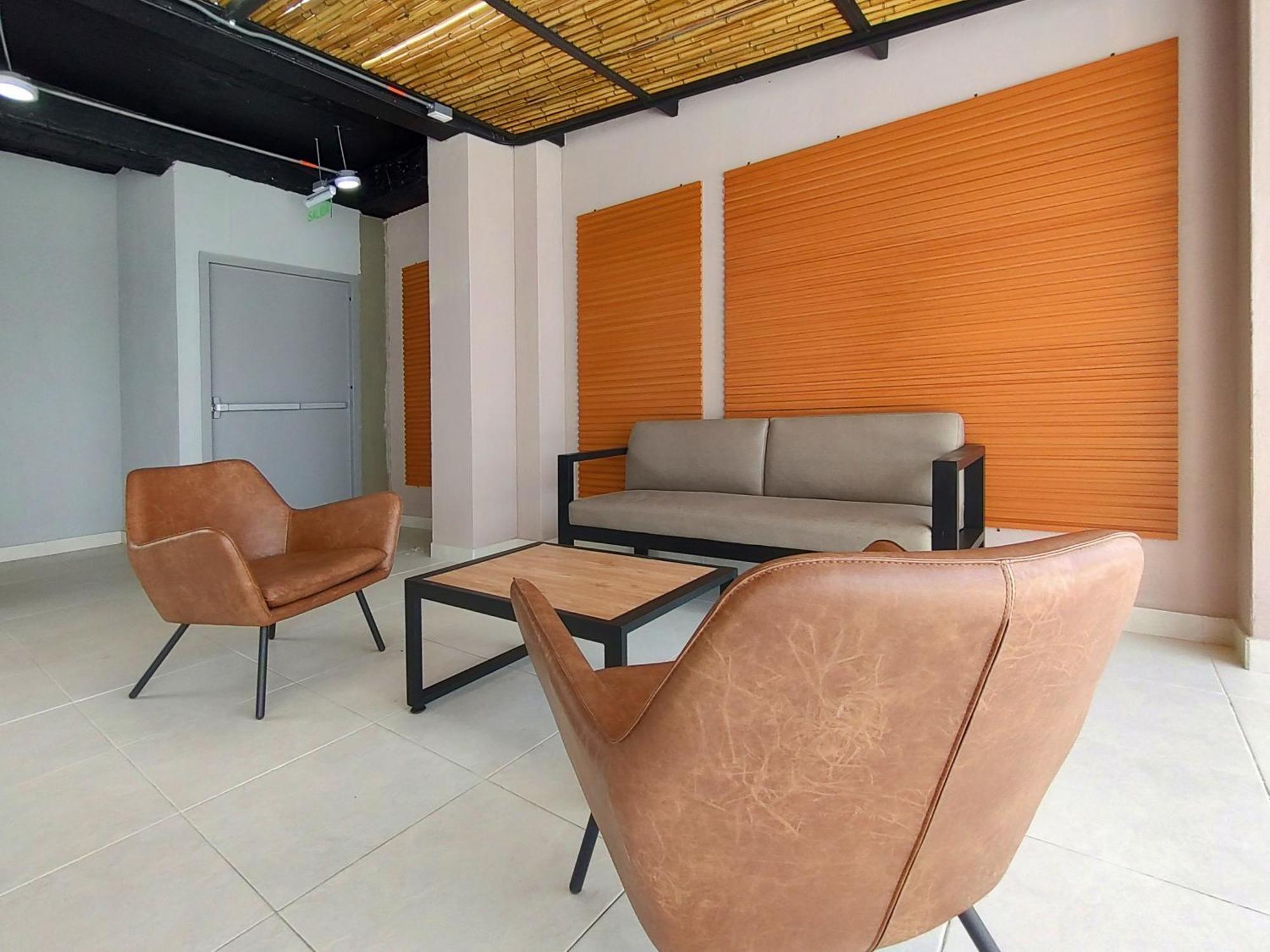 The Hood 102, Modern And Luxury Bogota