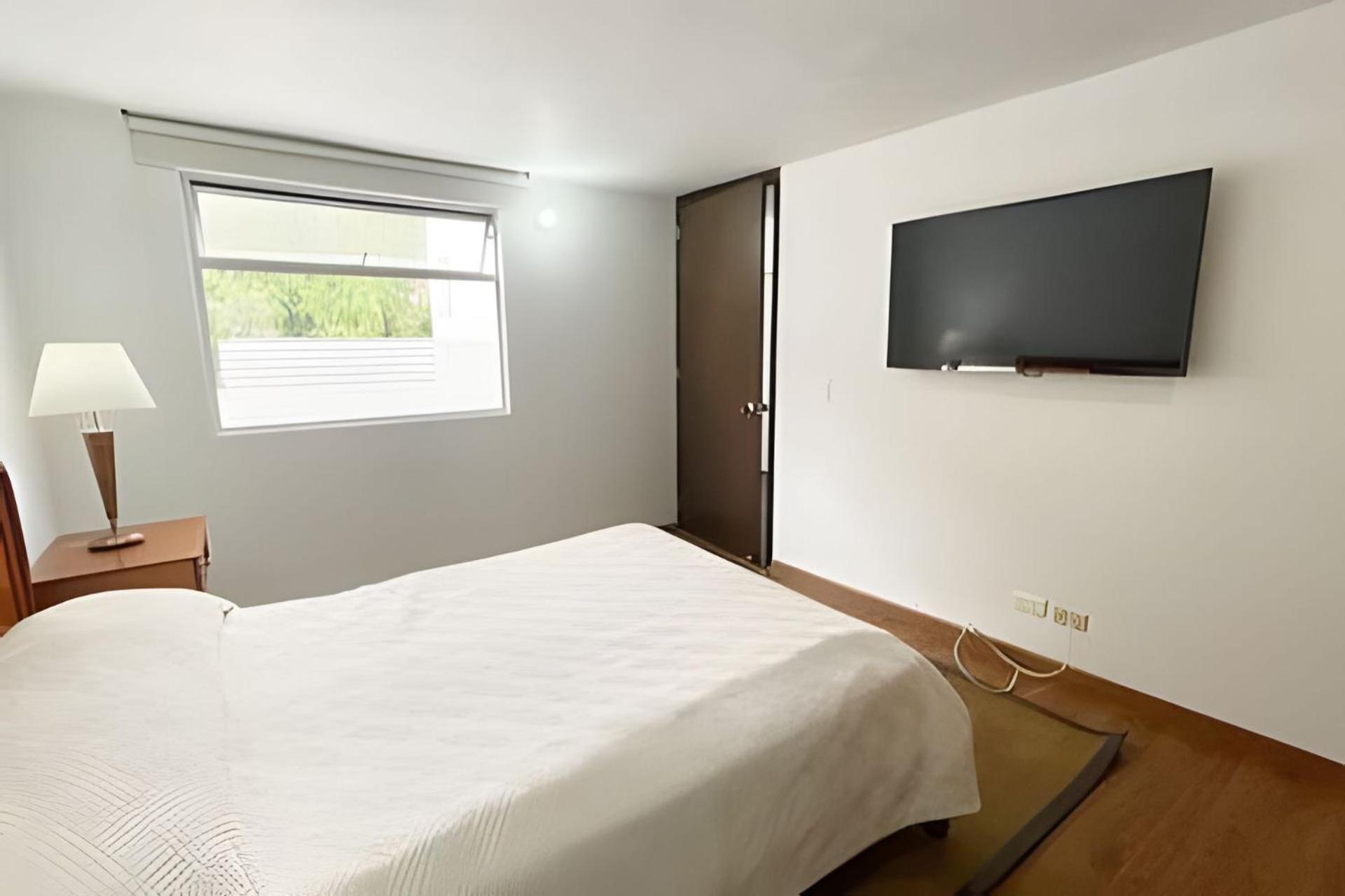 Super Tv, Wi Fi Y Parqueadero Gratis