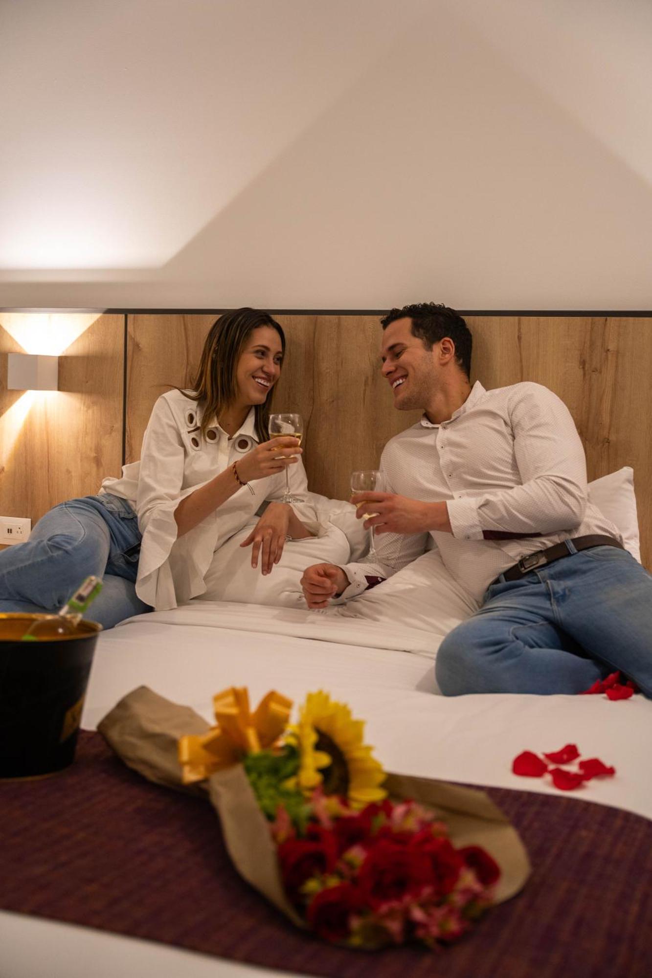 Hotel Ramada Encore By Wyndham Zona Franca 3*
