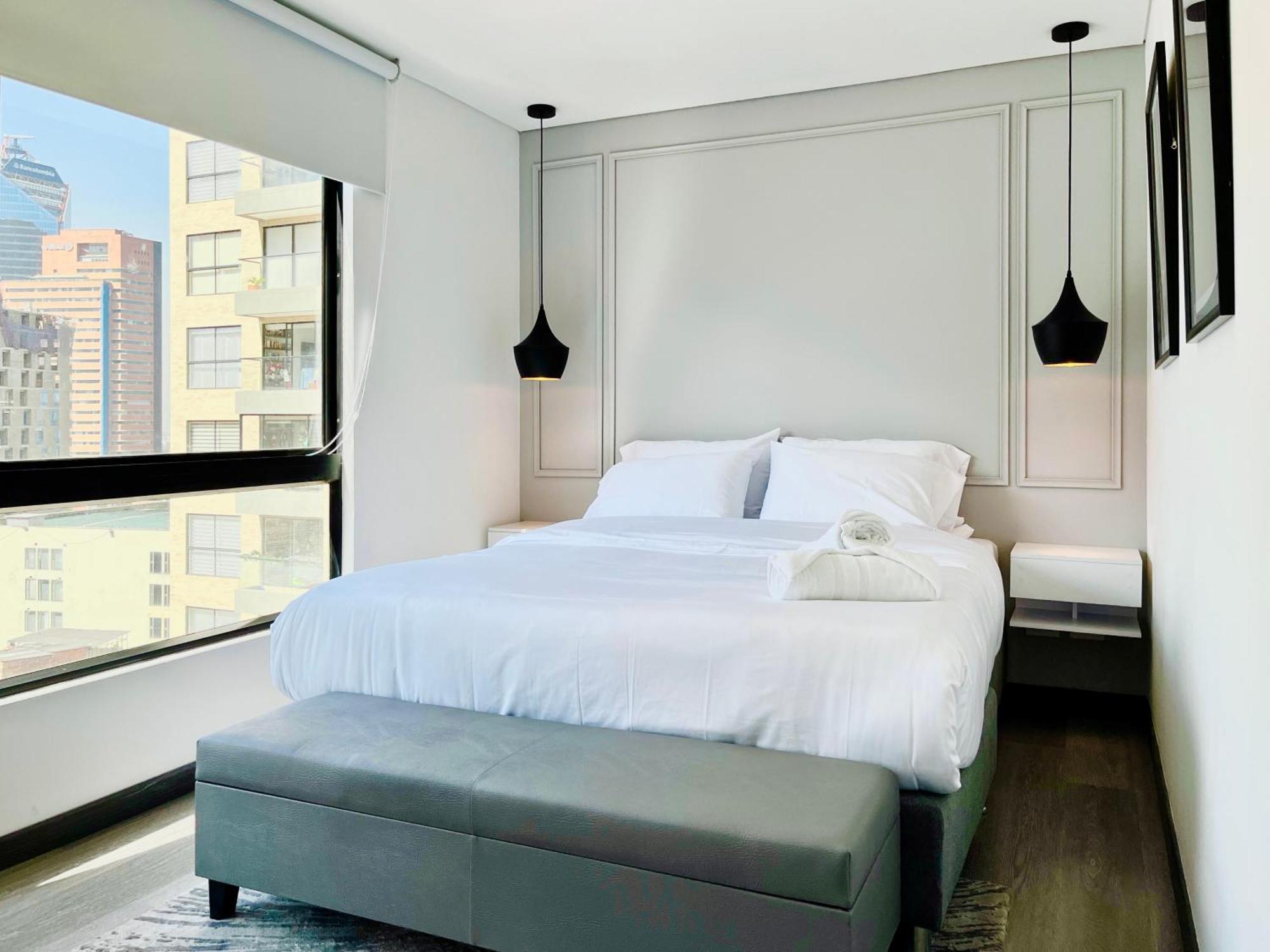 Spectacular Loft In Luxury Building Apartment *